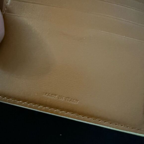 Used in excellent condition Celine wallet  with  gold hardware - Picture 6 of 9